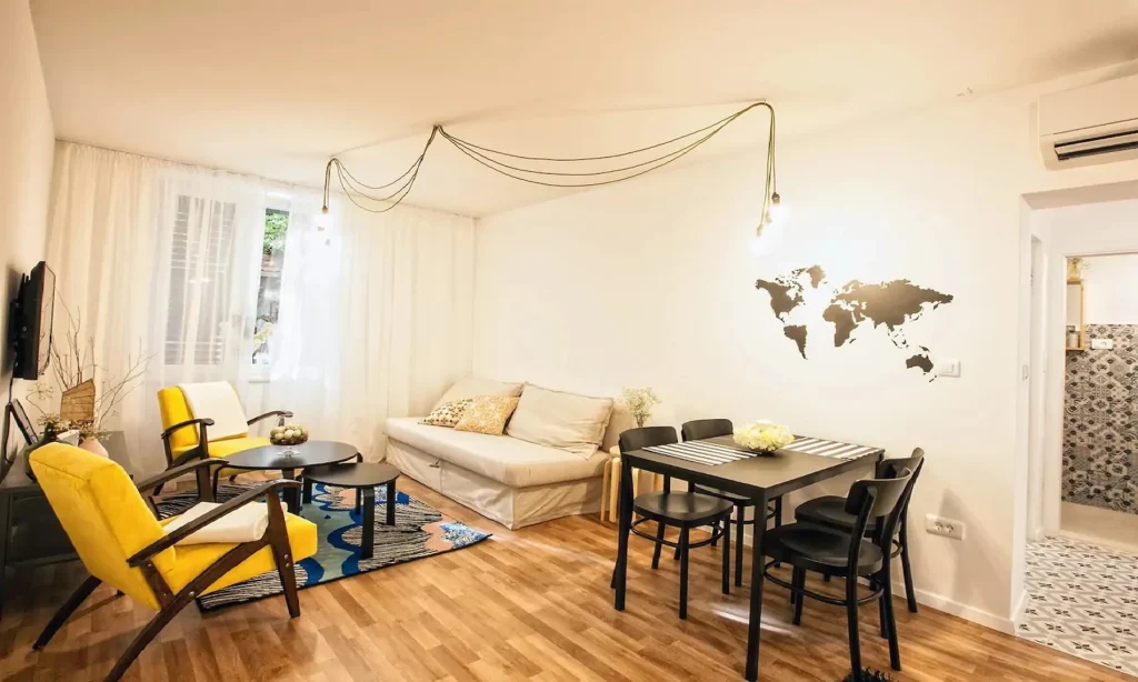 Dnevni boravak s kaučem na razvlačenje i blagovaonicom, apartman Batchae Split
