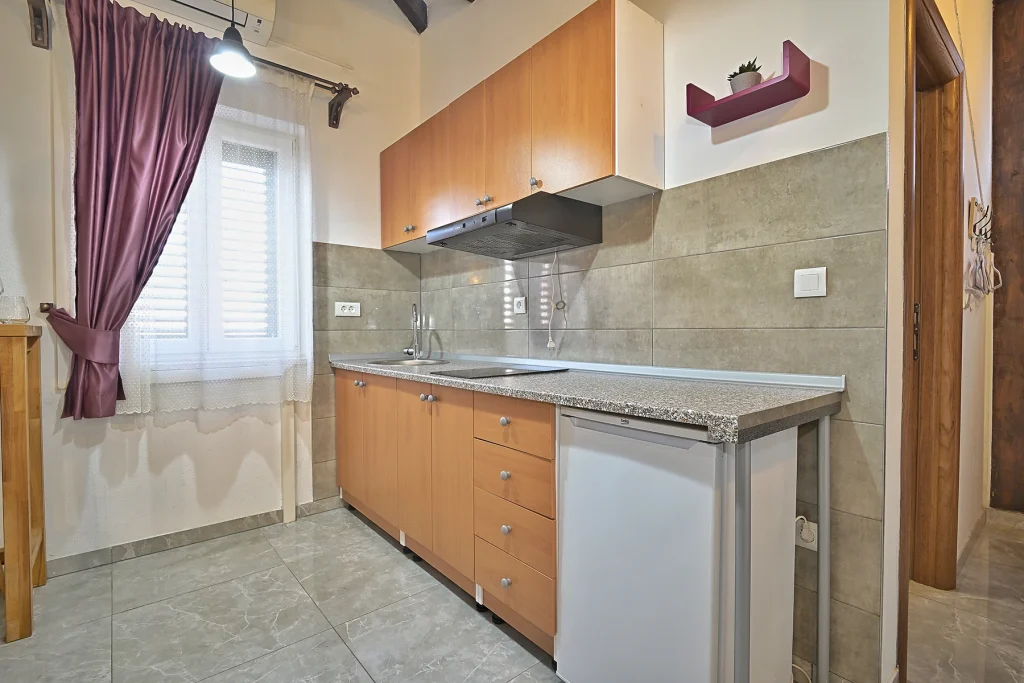 Čajna kuhinja u potkrovlju, apartman Briscola Split