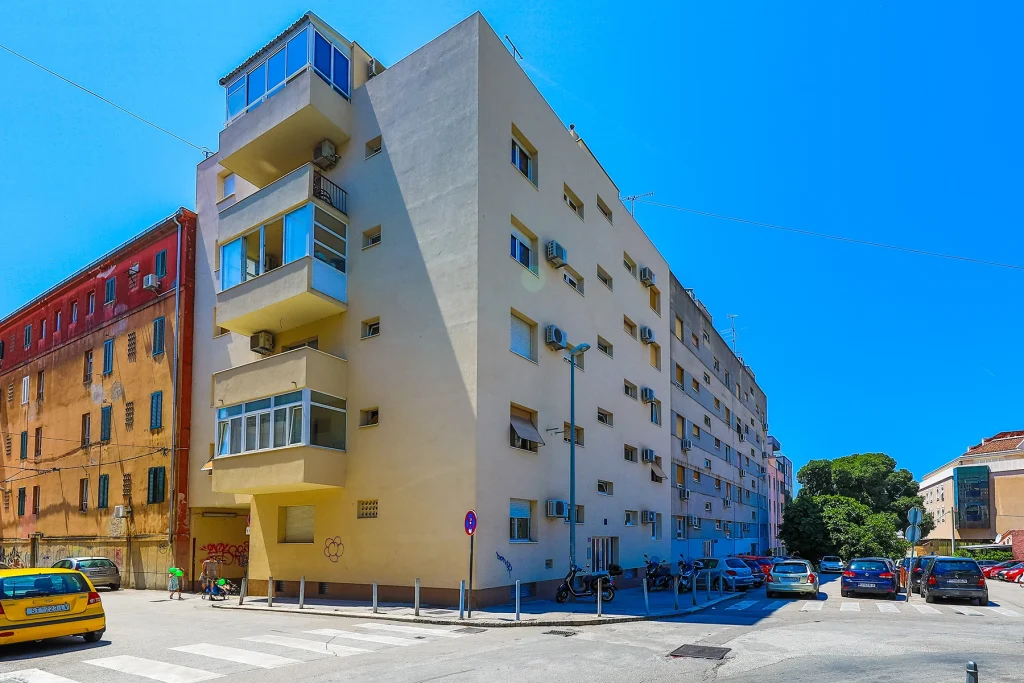 Stambena zgrada s apartmanom Le Grey u centru Splita