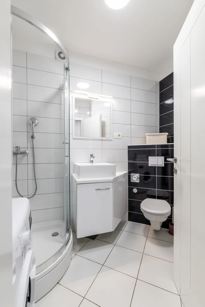 Tuš kabinom i WC-om, apartman Vista Sunrise u Splitu